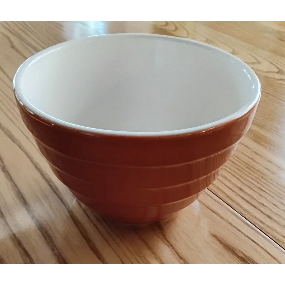 Crate & Barrel Fruit Dessert Bowl 6.25 Wide Burnt Orange Beehive Rib Excellent
